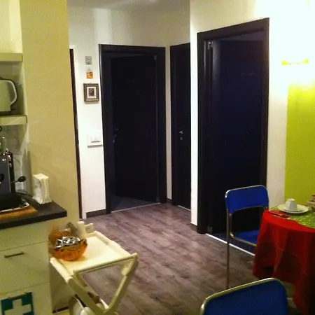 Almi Rooms-3